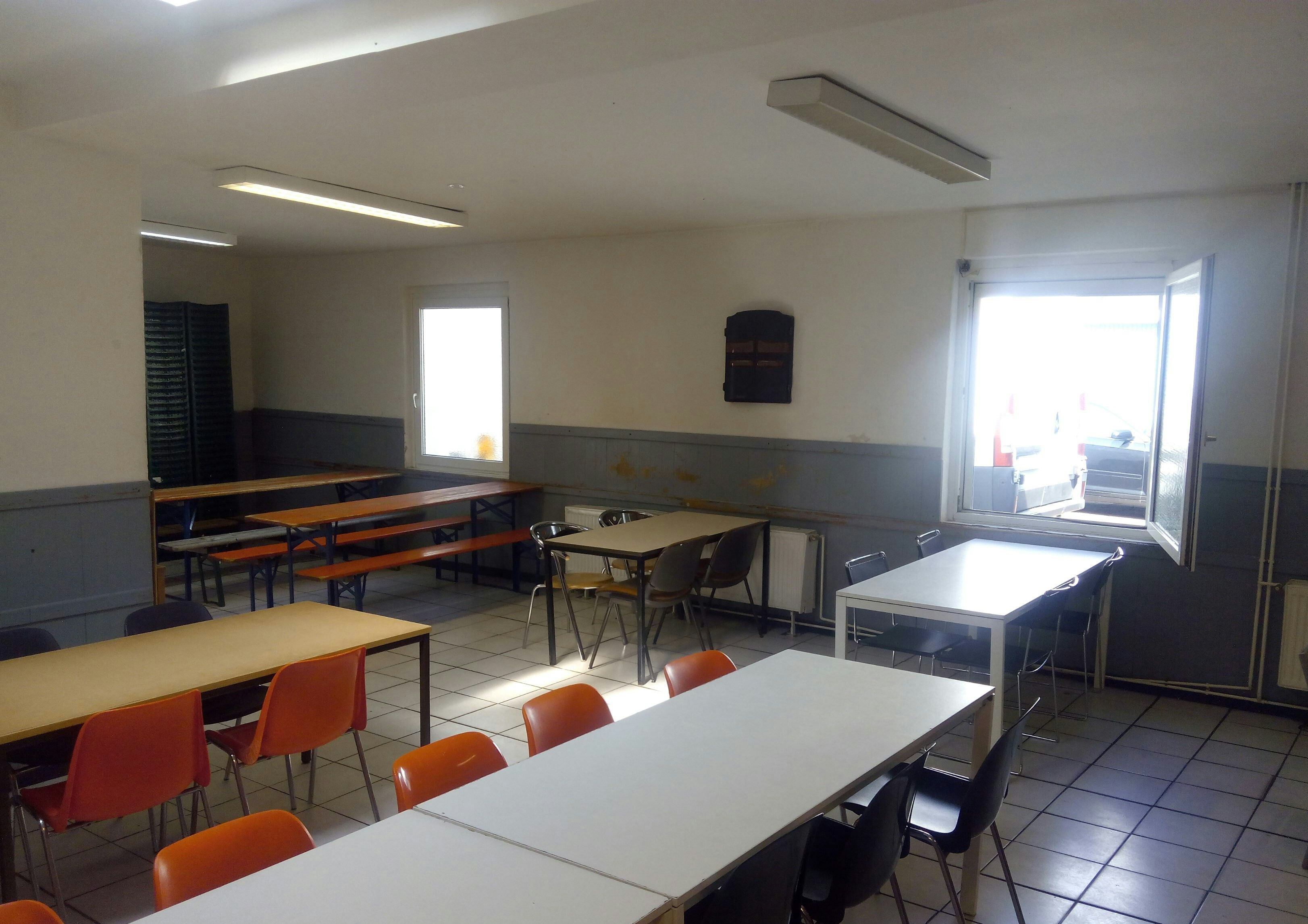 Essensraum beim Lindener Tisch e. V.